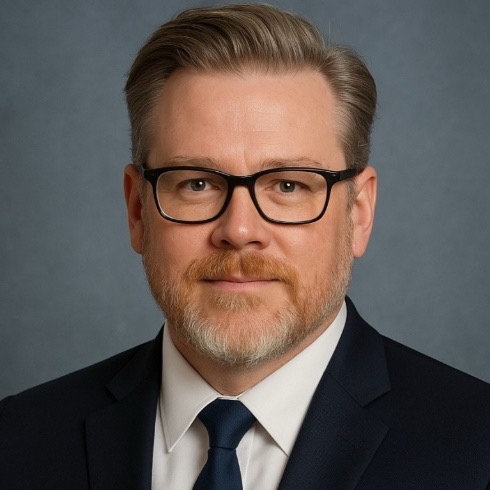 adam streets headshot